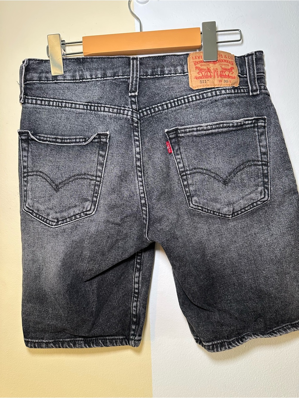 Levi's 511 Slim Fit Denim Shorts Men's 30 Washed Black Gray Stretch Jean Shorts